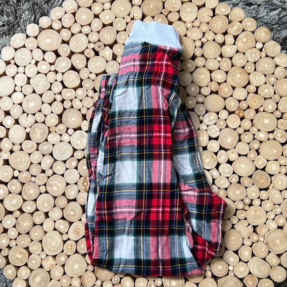 Old Navy Men’s size small fitted flannel pajama pants with pockets - Picture 2 of 2